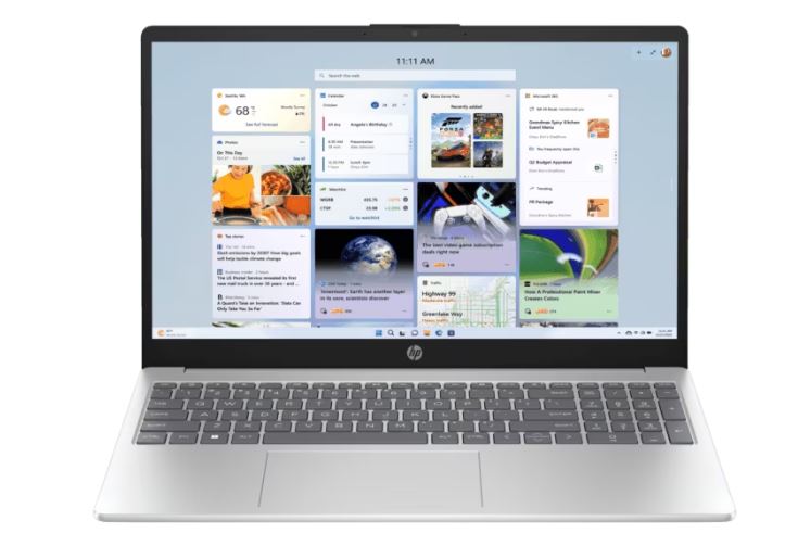 HP 15, Intel Core Ultra 5 125H Laptop (16GB DDR5,1TB SSD) IPS, Anti-Glare, Micro-Edge, 15.6''/39.6cm, FHD, Win11,M365 Basic(1yr),Office Home24,Silver,1.65kg, FHD Camera w/Shutter, Backlit, fd1255TU
